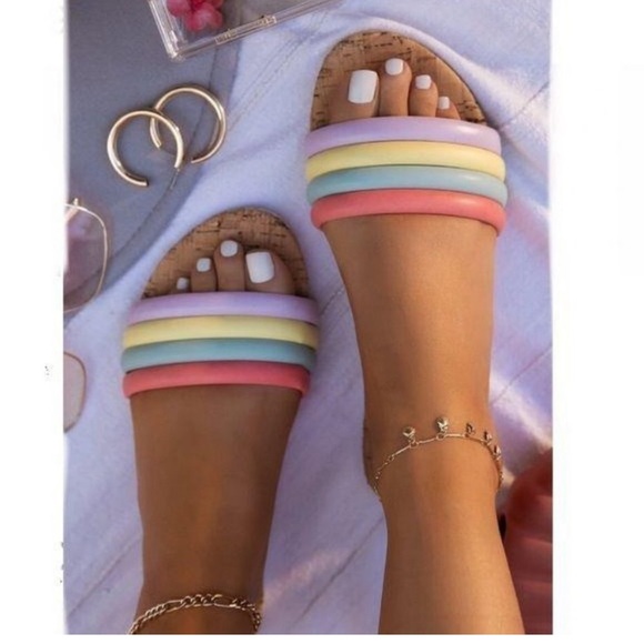 Qupid Shoes - Qupid | Puffy Strap Slide Sandals